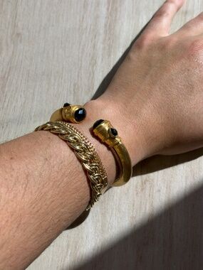Julie Voss - Cannes Demi Cuff Obsidian Black